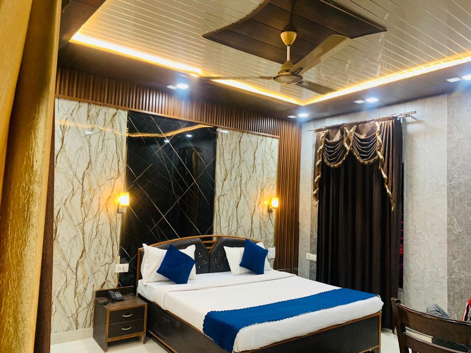 The For U - A Luxury Stay Rishīkesh Esterno foto