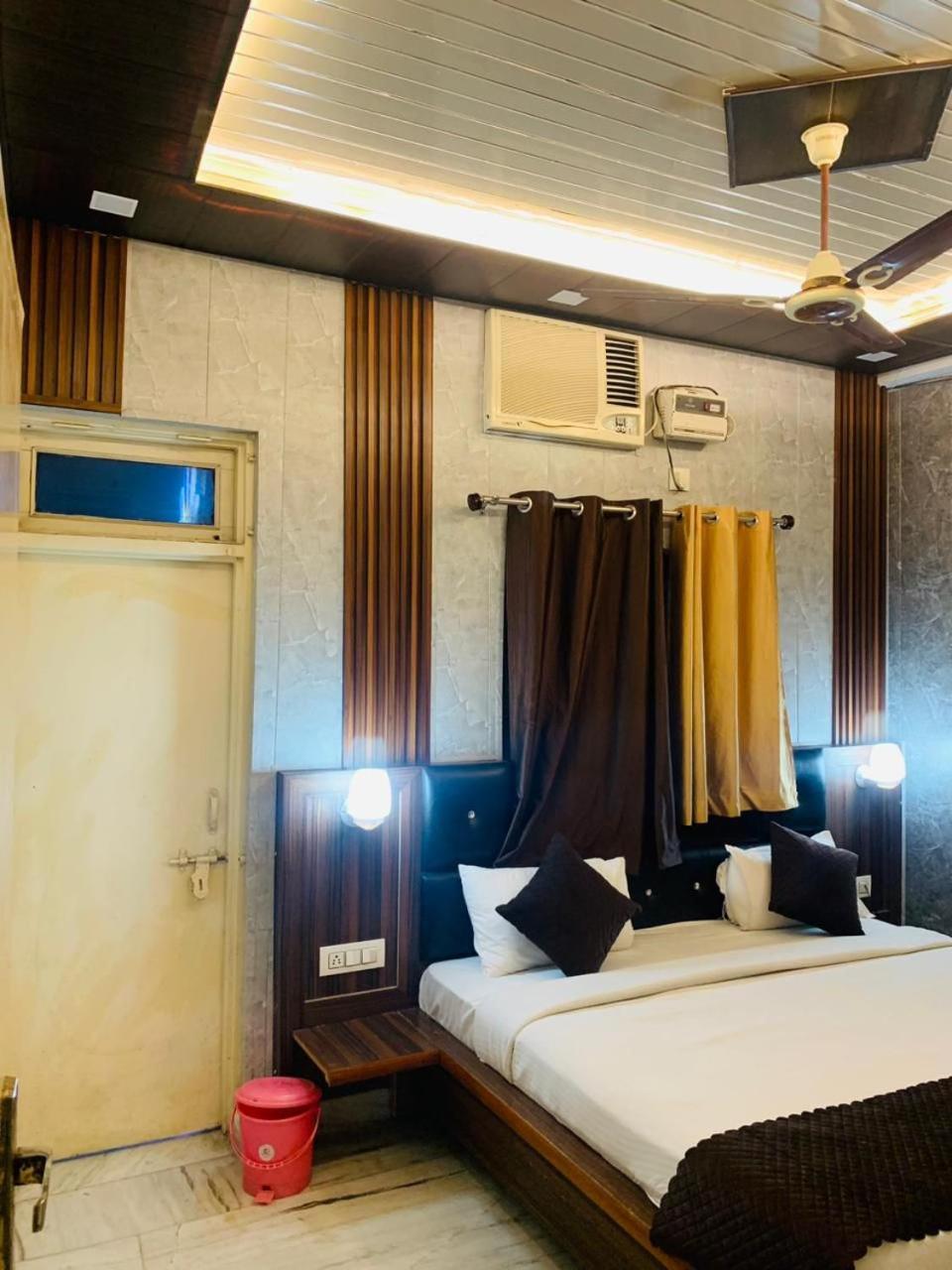 The For U - A Luxury Stay Rishīkesh Esterno foto